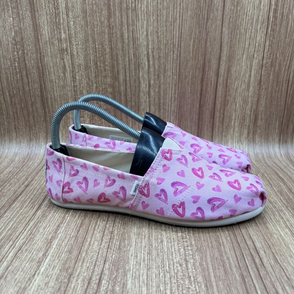 TOMS Slip On Shoe Alpargata Women's Pink‎ Canvas Hearts Casual Size 7.5